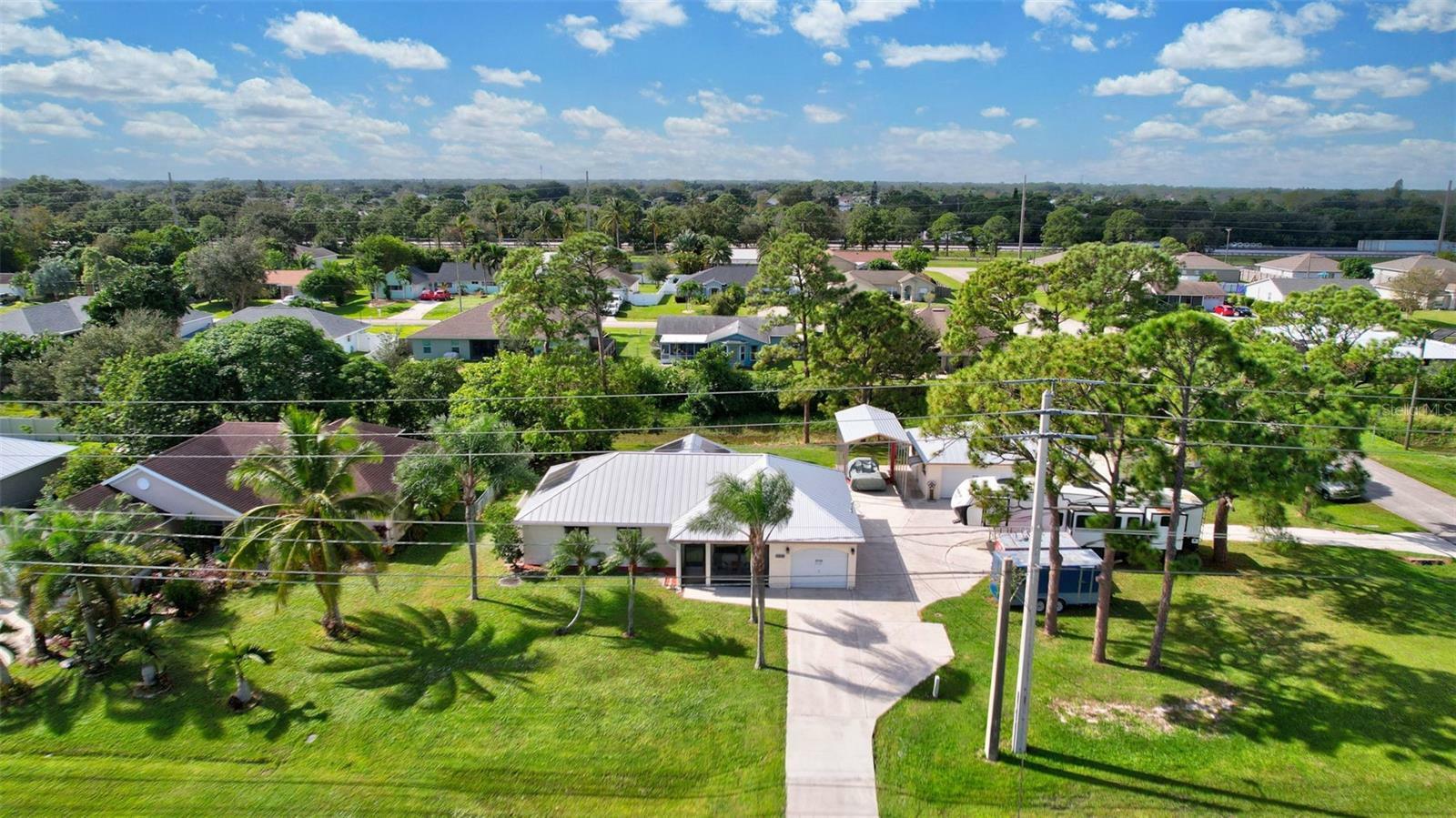 Property Photo: 2410 SW Bayshore Boulevard FL 34984
