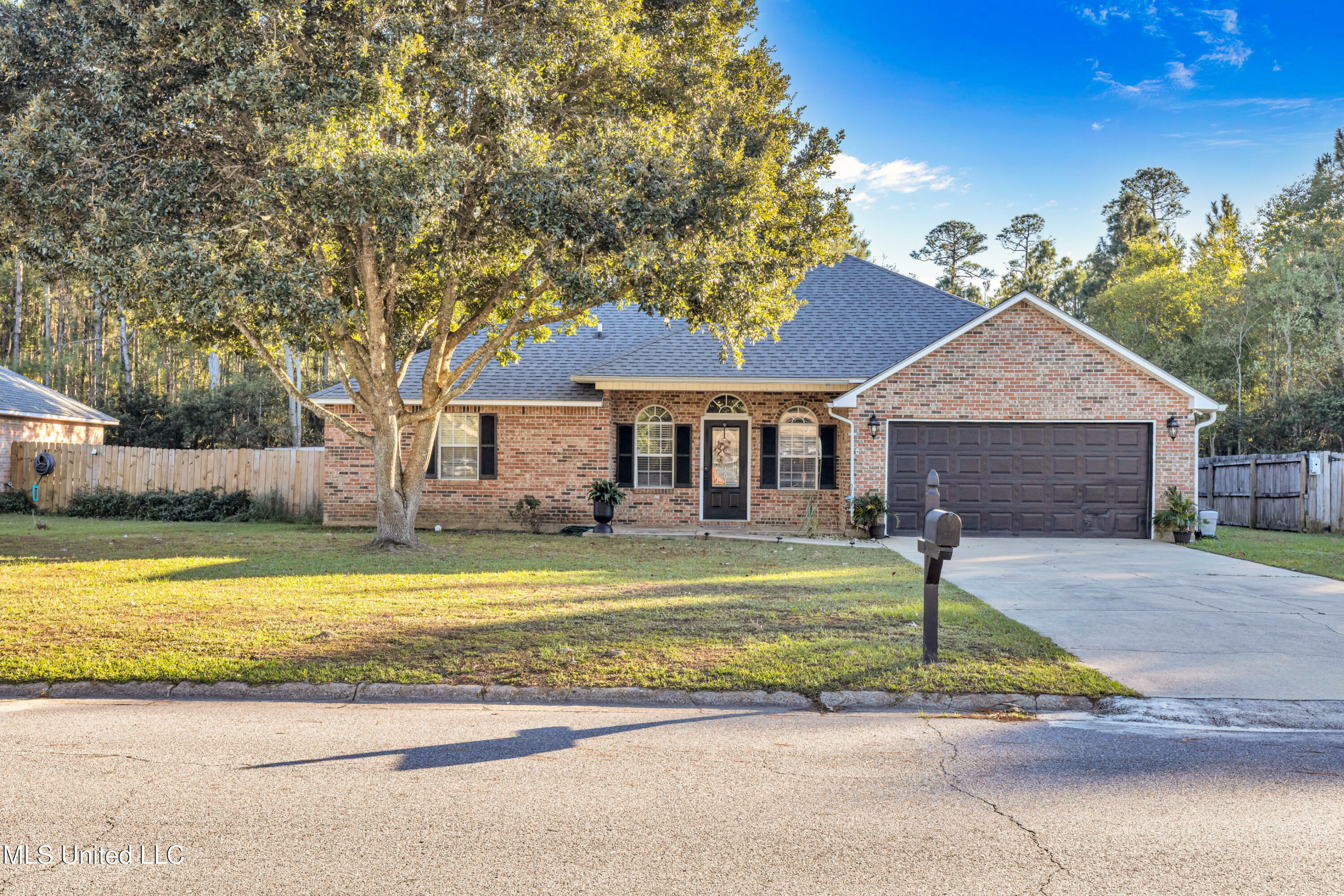 Property Photo:  6901 Pinehurst Drive  MS 39564 