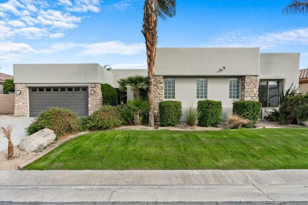 Property Photo:  49530 Marne Court  CA 92253 