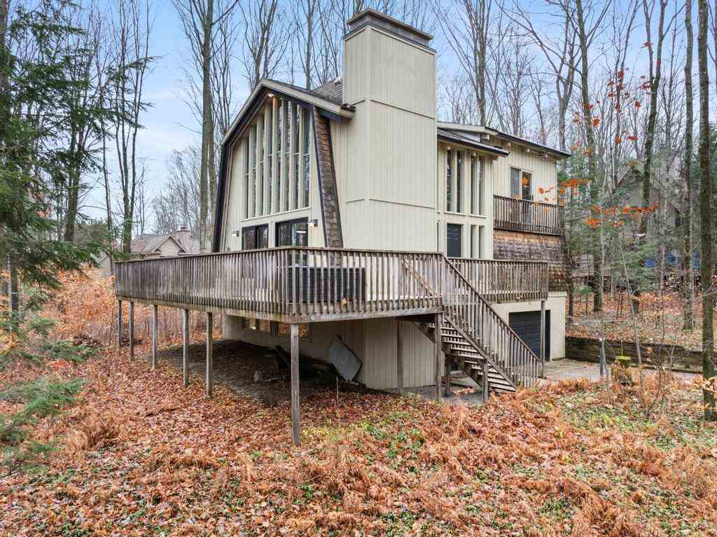 Property Photo:  92 Royalview  MI 49740 