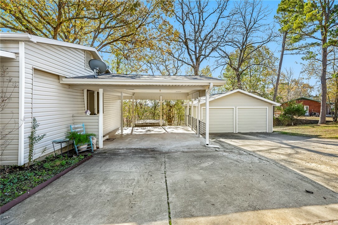 Property Photo:  8086 Chestnut Drive  AR 72756 