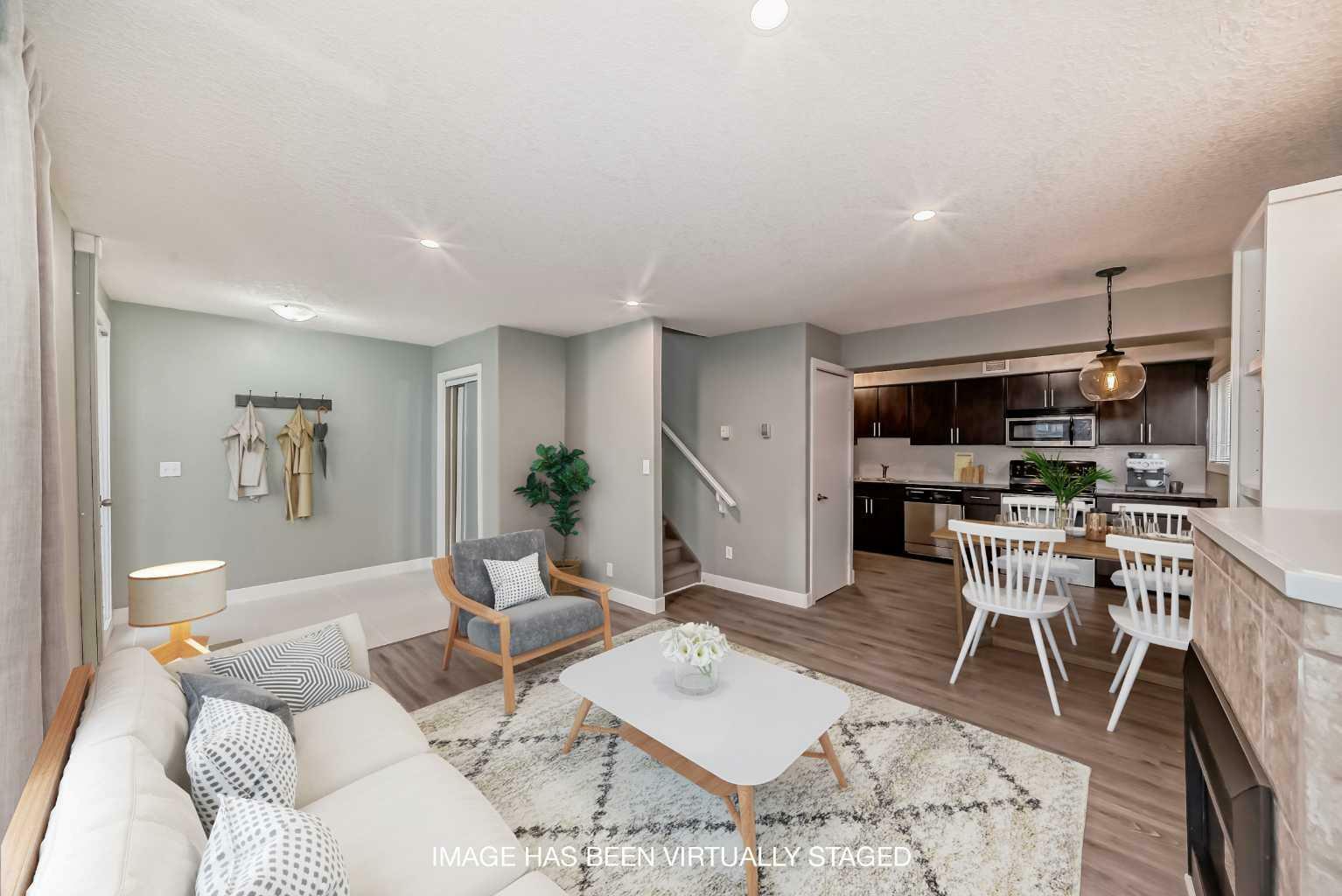 Property Photo:  1622 28 Avenue SW 4  AB T2T 1J4 