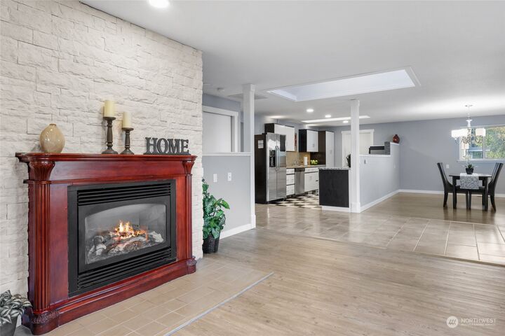 Property Photo: 901 N 7th Avenue SW WA 98512