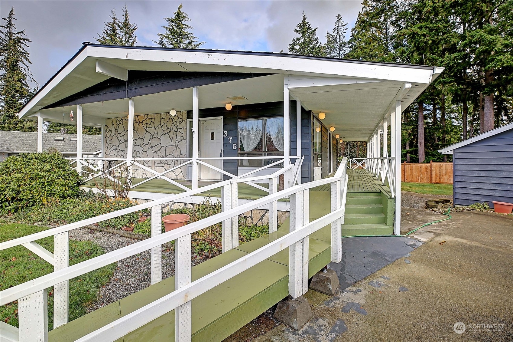 Property Photo:  375 Piper Way  WA 98282 