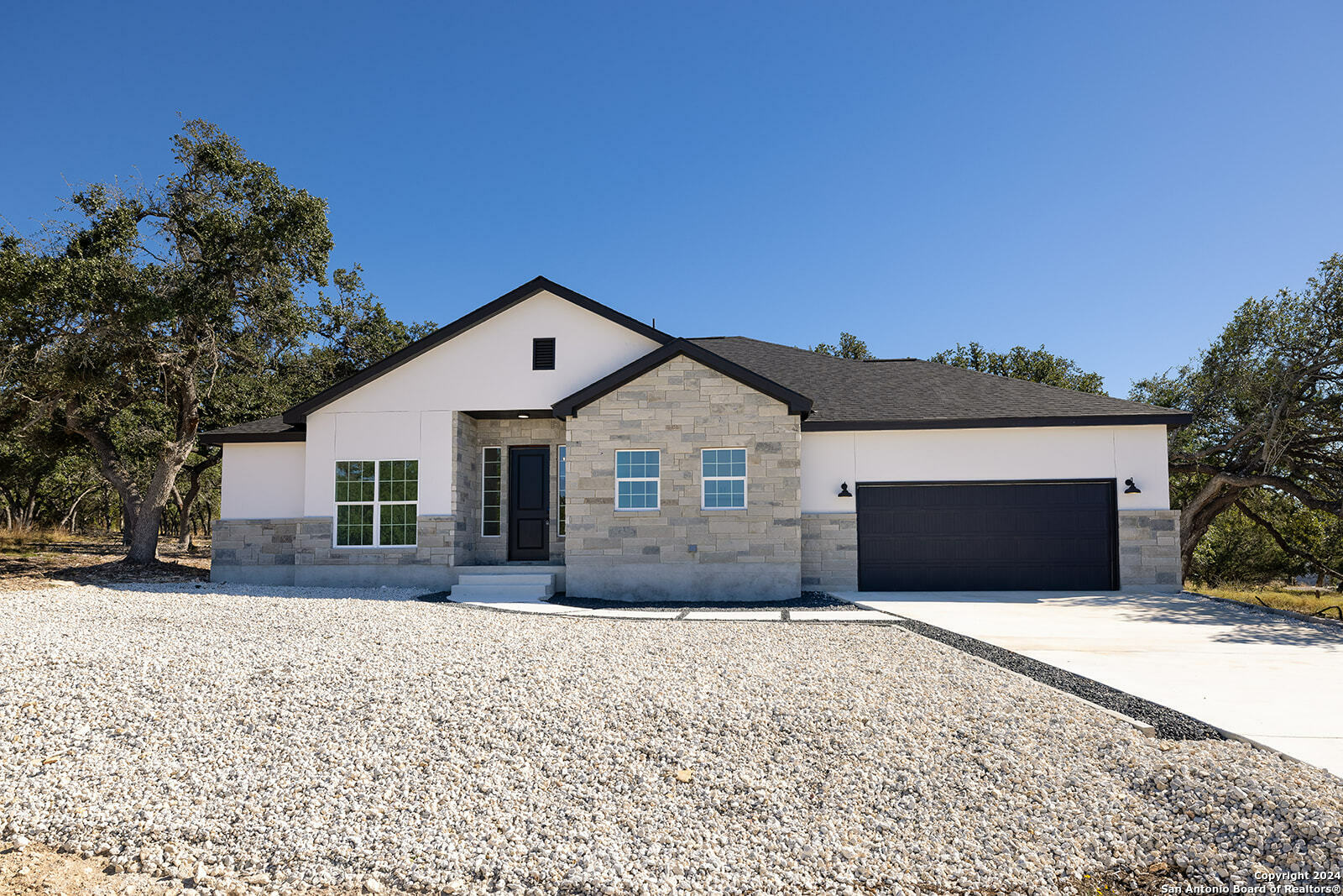 Property Photo: 111 S Jesse Stiff TX 78606