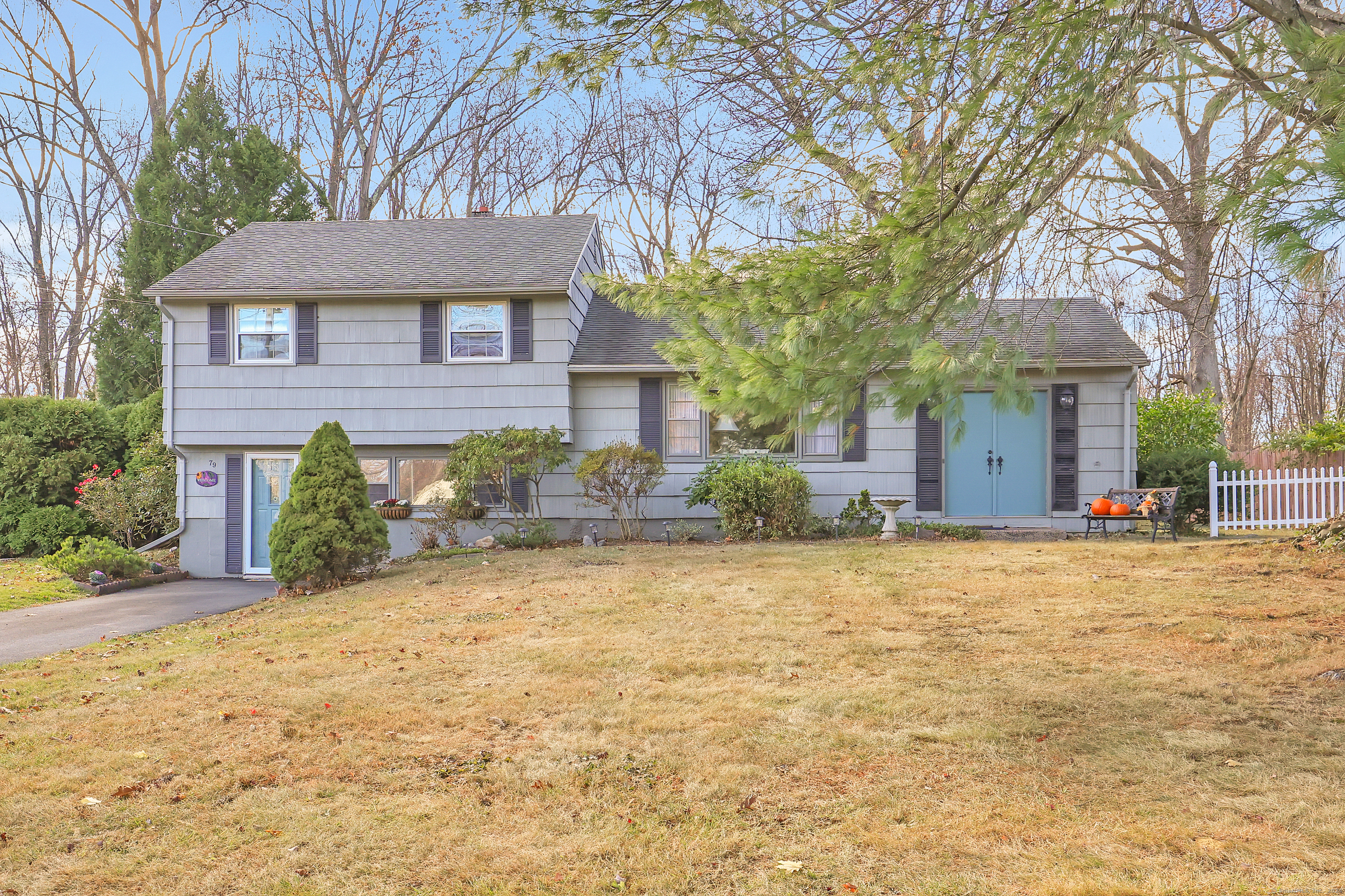 Property Photo:  79 Algonquin Drive  CT 06492 