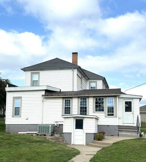 Property Photo:  103 2nd  Street  IA 51559 