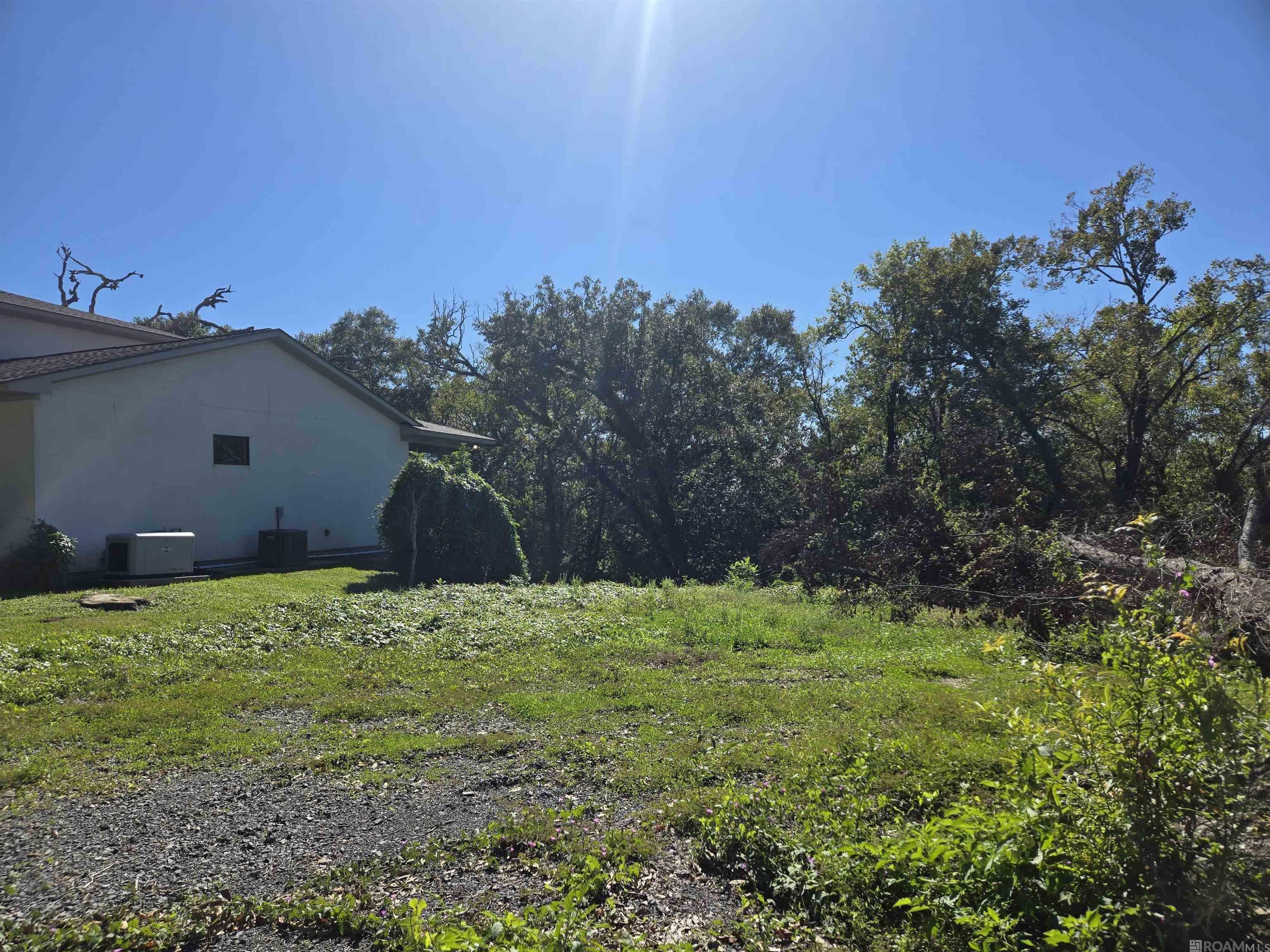 Property Photo:  8008 Highland Rd  LA 70808 