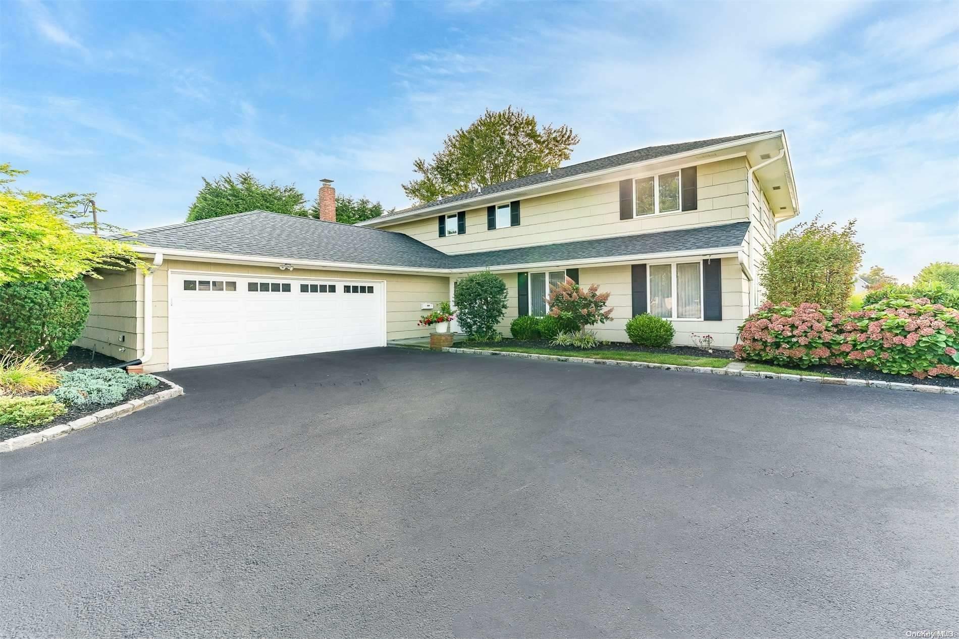 Property Photo:  90 E Sequams Lane  NY 11795 