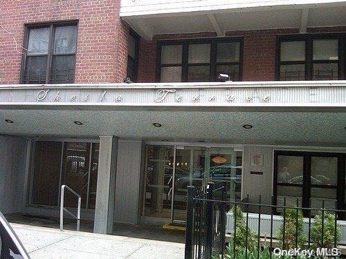 Property Photo:  37-30 73 Street 1A  NY 11372 
