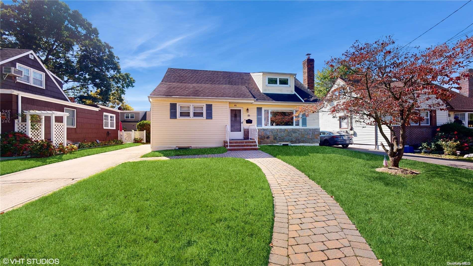 Property Photo:  81 Orbach Avenue  NY 11565 