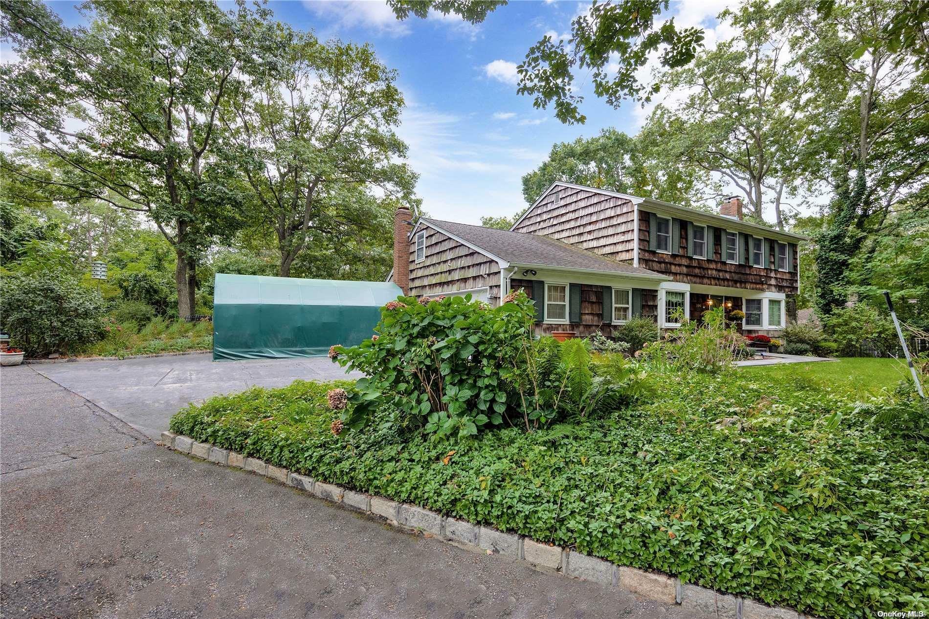 Property Photo:  106 Rustic Road  NY 11777 