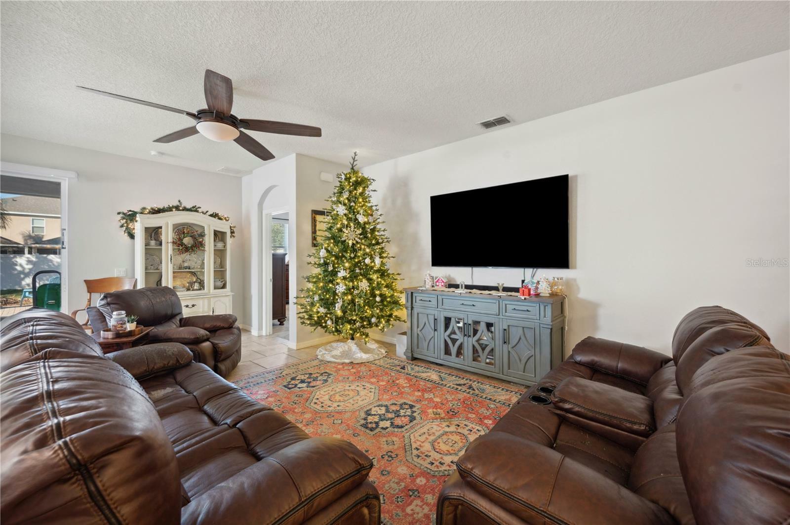 Property Photo:  1849 Charleston Lane  FL 33830 