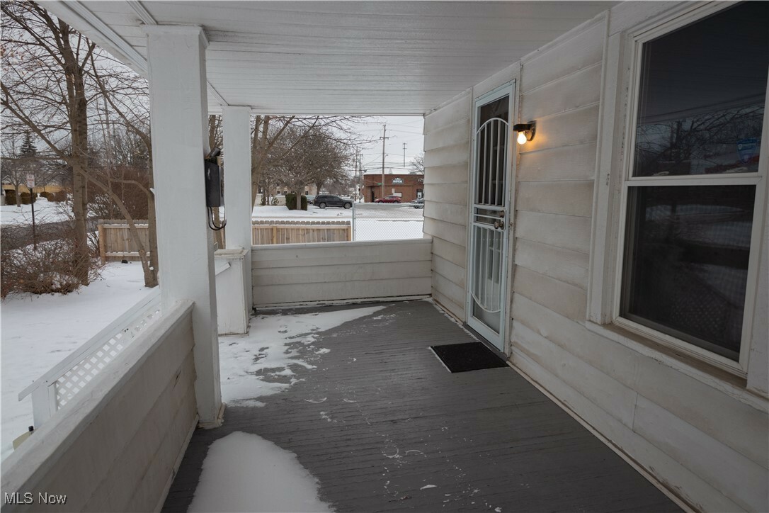 Property Photo:  1469 S Noble Road  OH 44121 