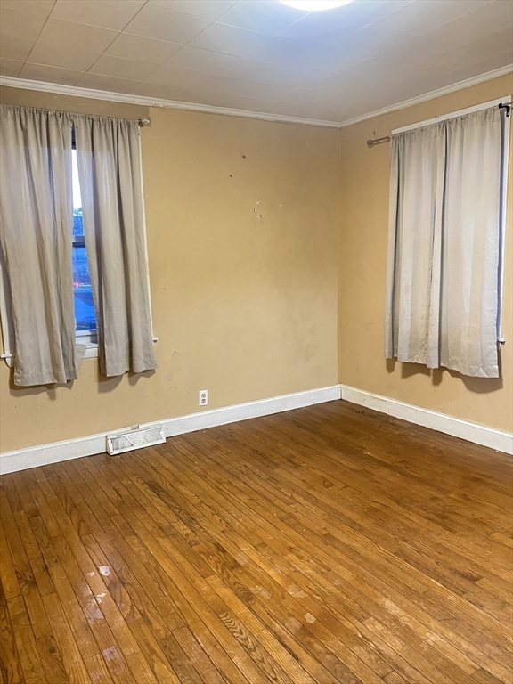 Property Photo:  42 Kingston St  MA 01841 