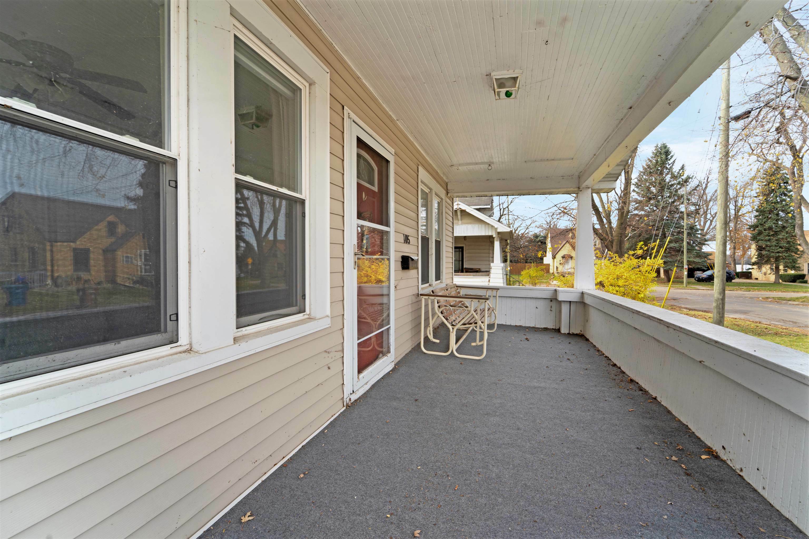 Property Photo:  105 1st Street  WI 54952 