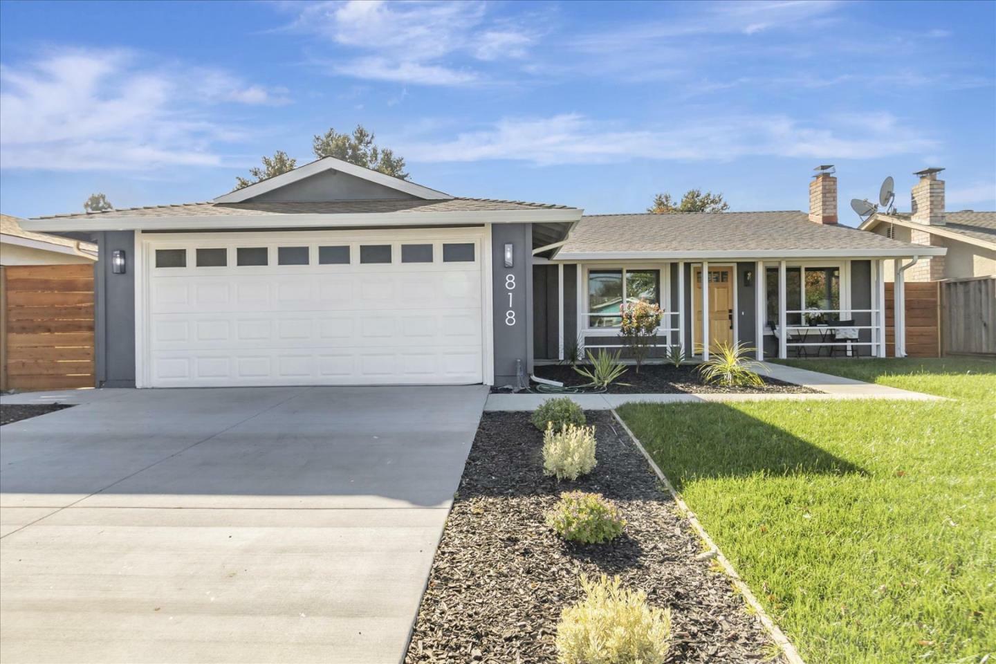 Property Photo:  818 Sylvandale Avenue  CA 95111 