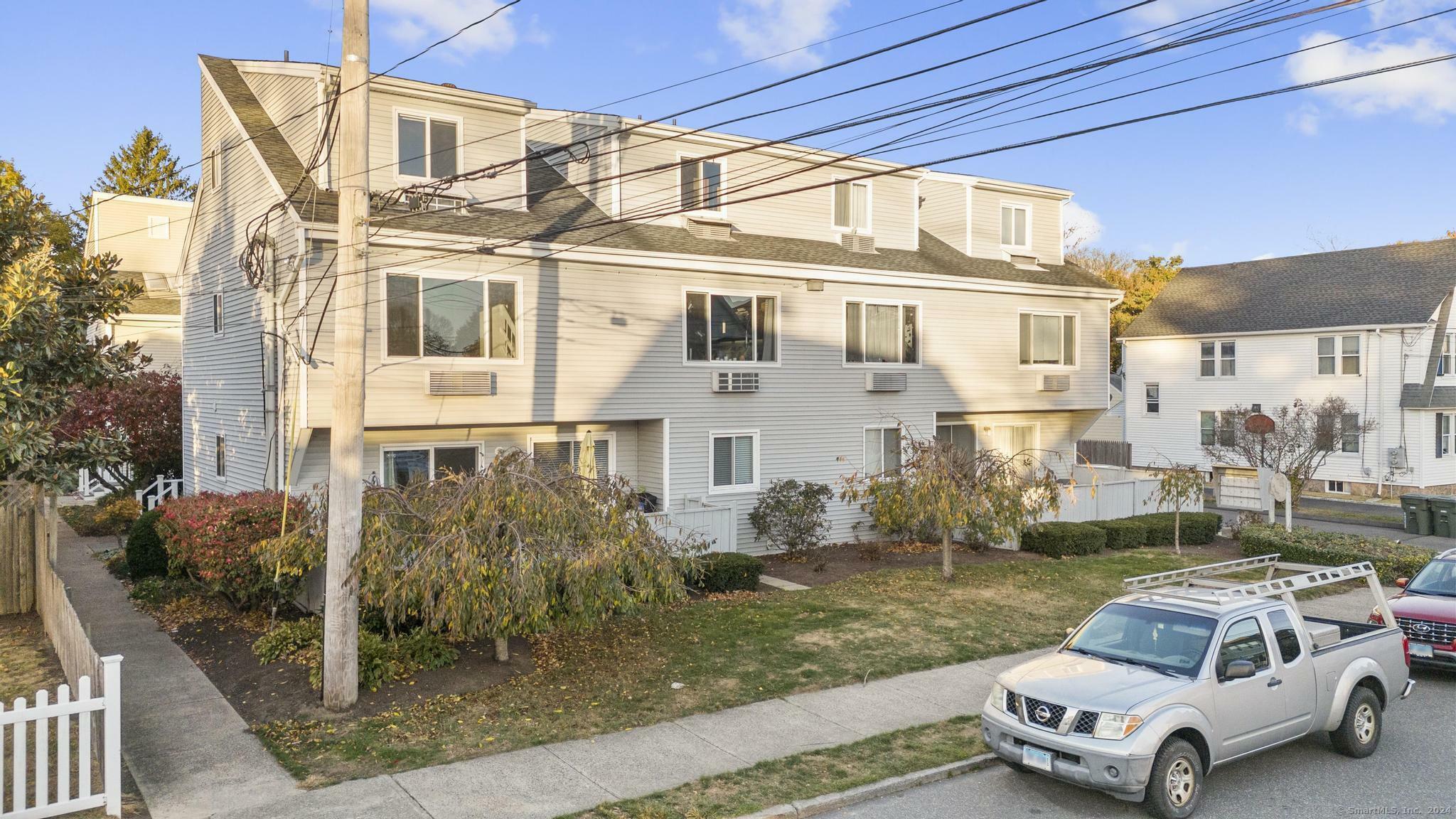 Property Photo:  69 Harbor Avenue Apt D2  CT 06605 