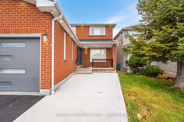 Property Photo: 495 Fairview Road W ON L5B 3W7