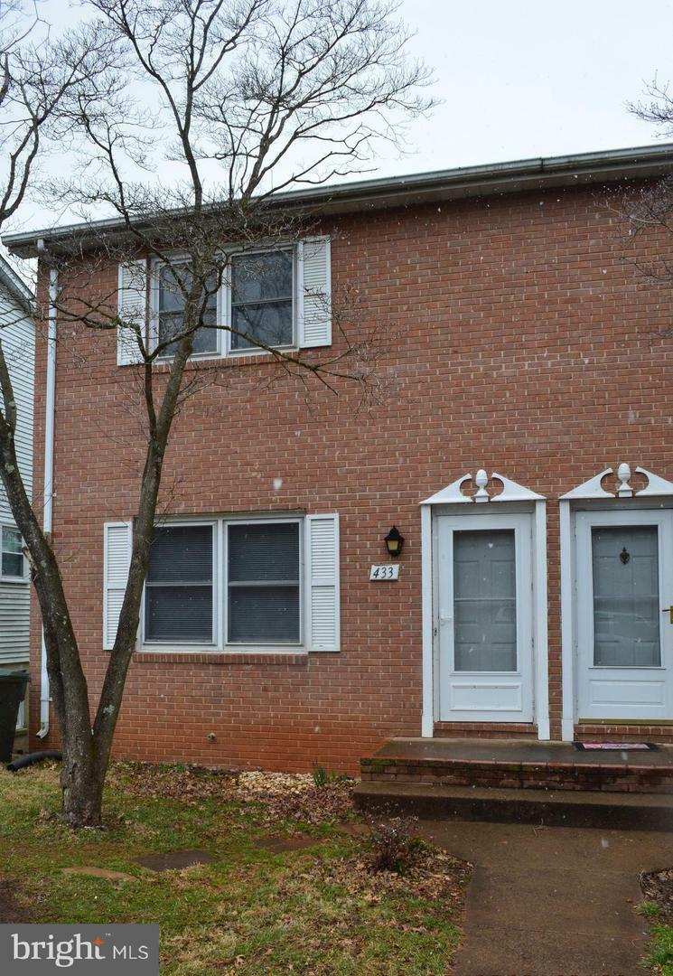 Property Photo:  433 Willow Lawn Drive  VA 22701 