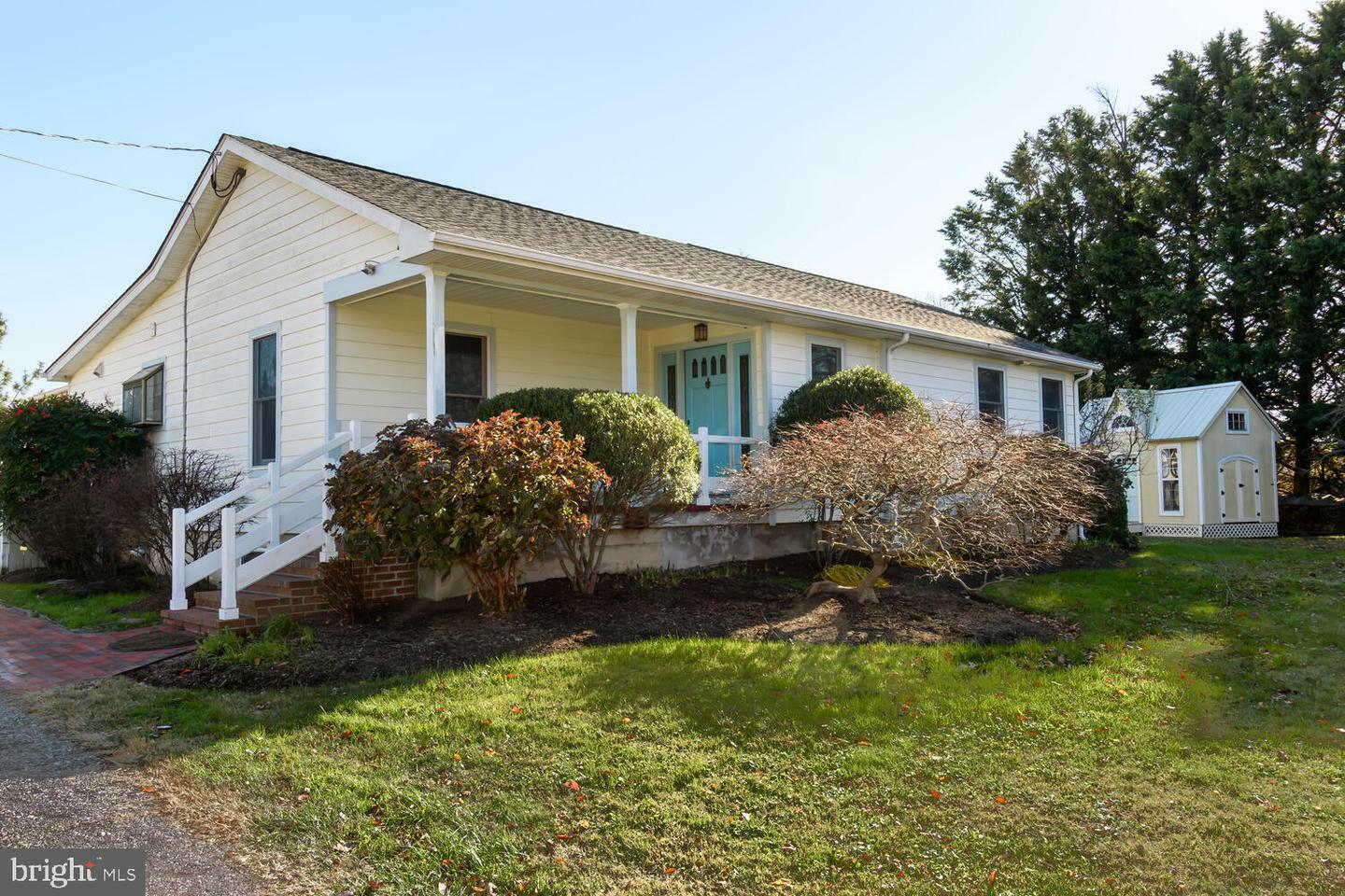 Property Photo:  231 Love Point Avenue  MD 21666 