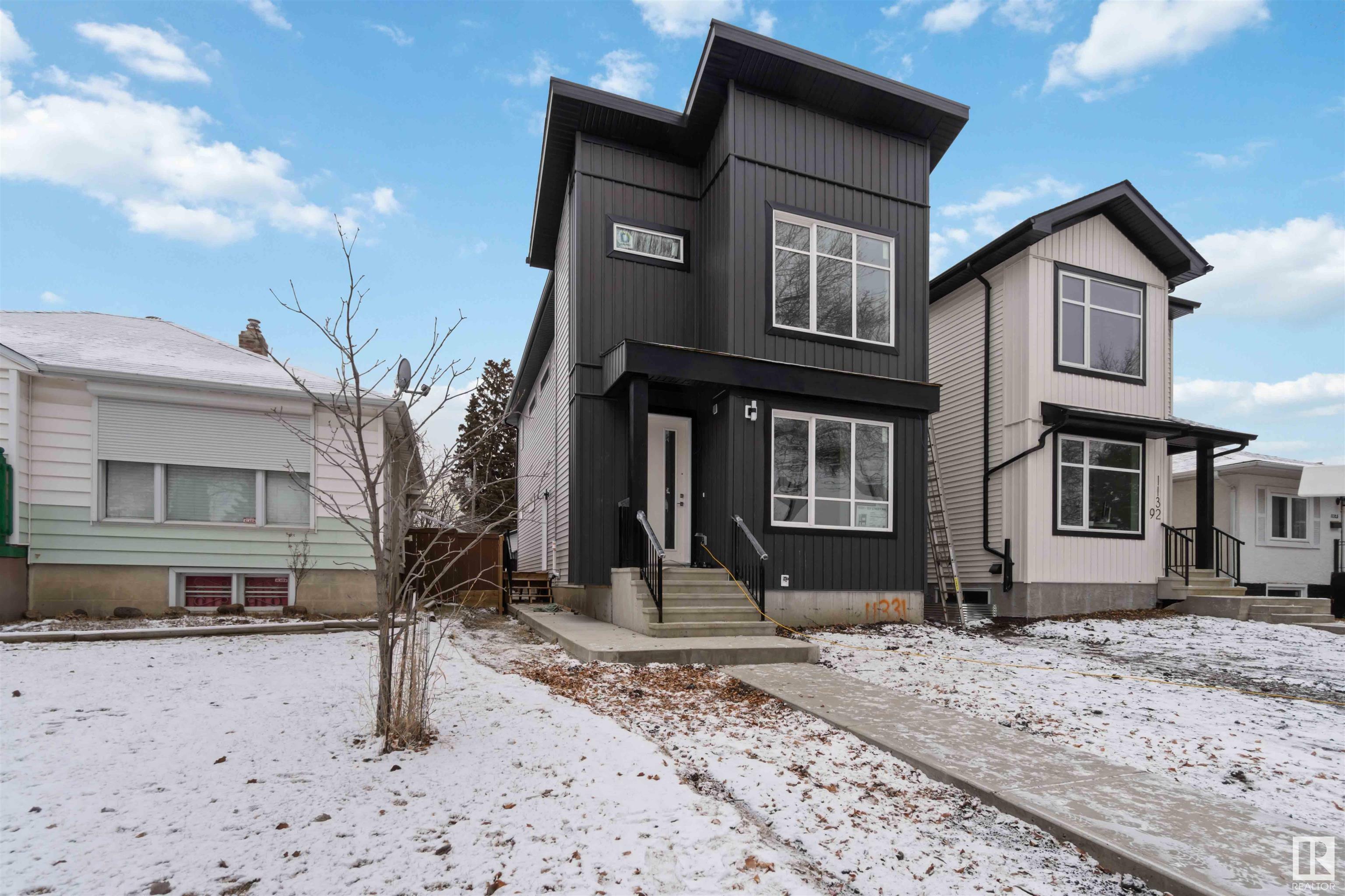 Property Photo:  11331 103 Street NW  AB T5G 2H8 