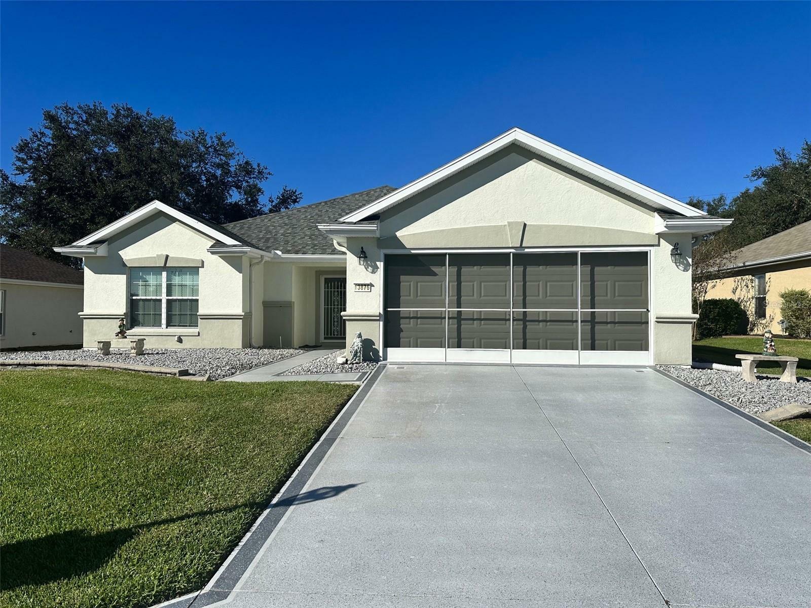 Property Photo:  13876 SE 94th Avenue  FL 34491 