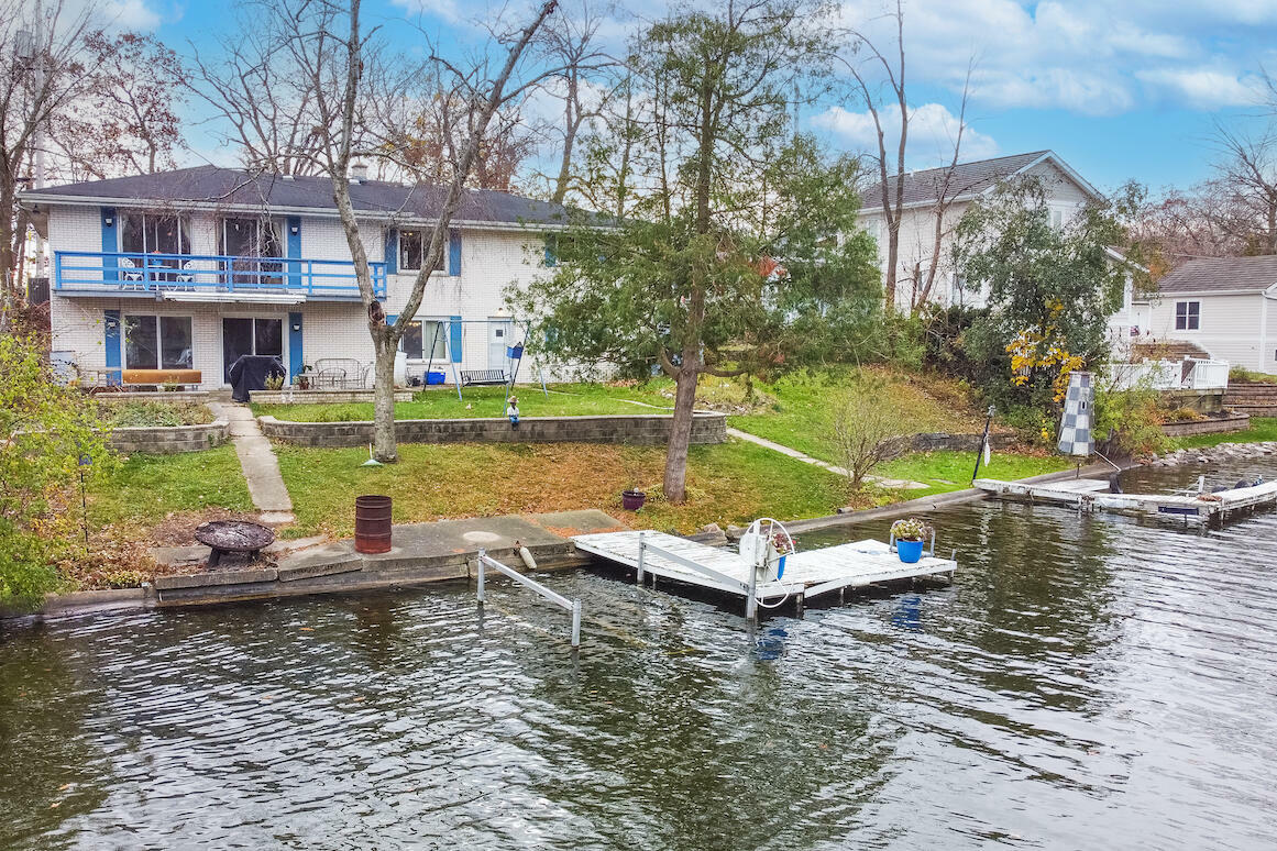 Property Photo:  N57w34476 Nickels Point Rd  WI 53066 