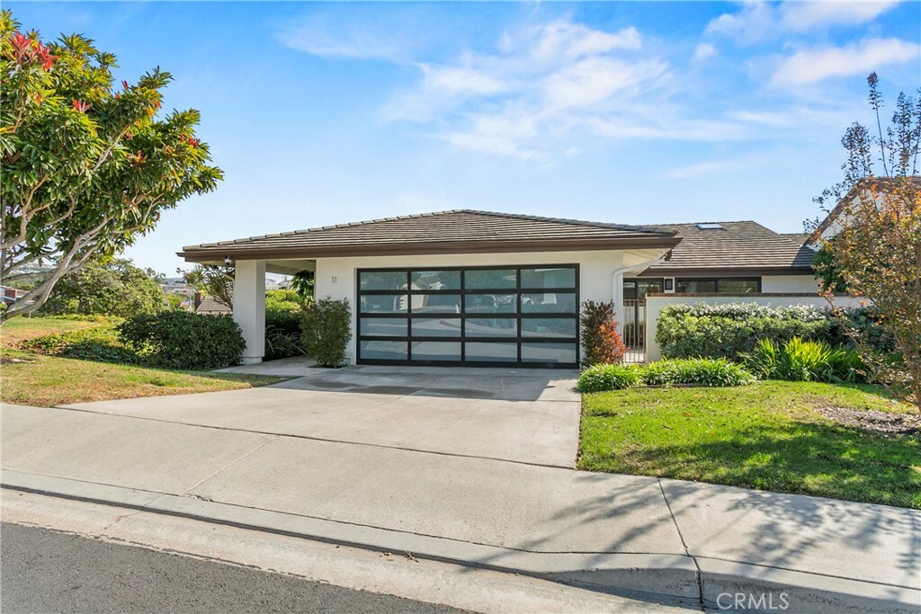 11 Skysail Drive  Corona Del Mar CA 92625 photo