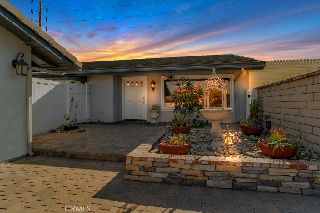 Property Photo:  1657 Texas Circle  CA 92626 