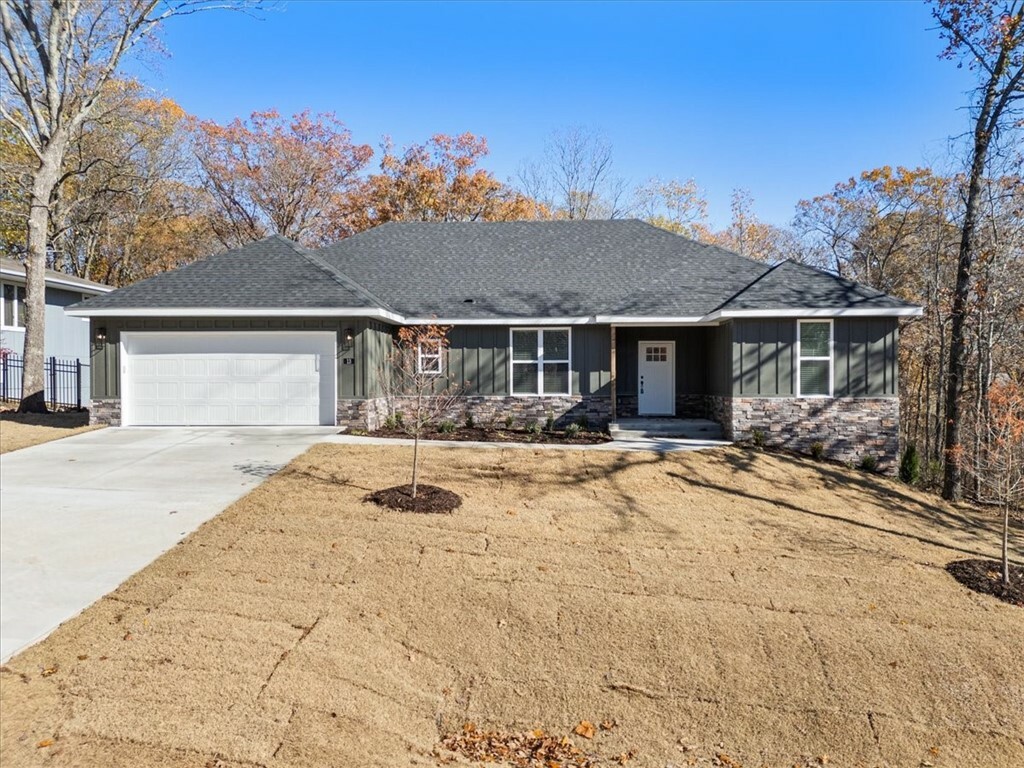 Property Photo:  13 Quantock Hills Lane  AR 72715 