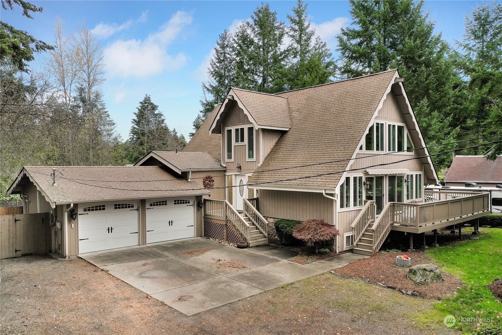 Property Photo:  13001 149th Street E  WA 98374 