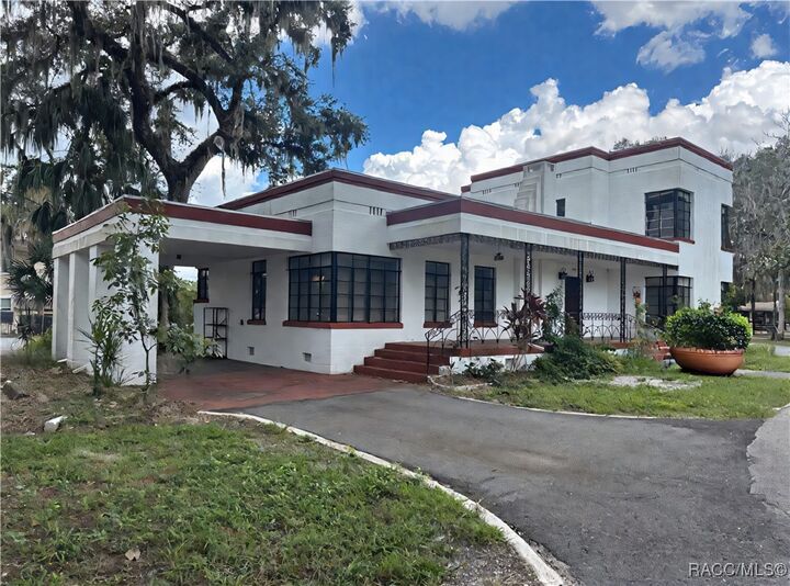 Property Photo:  30 SE Kings Bay Drive  FL 34429