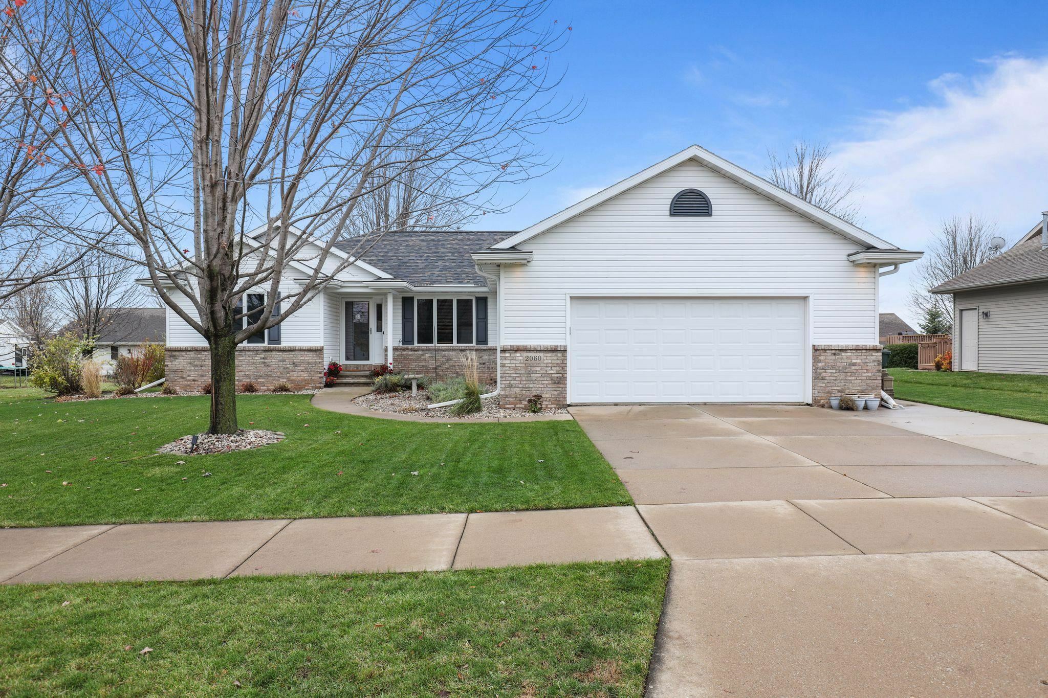 Property Photo:  2060 Meadowview Street  WI 54130 