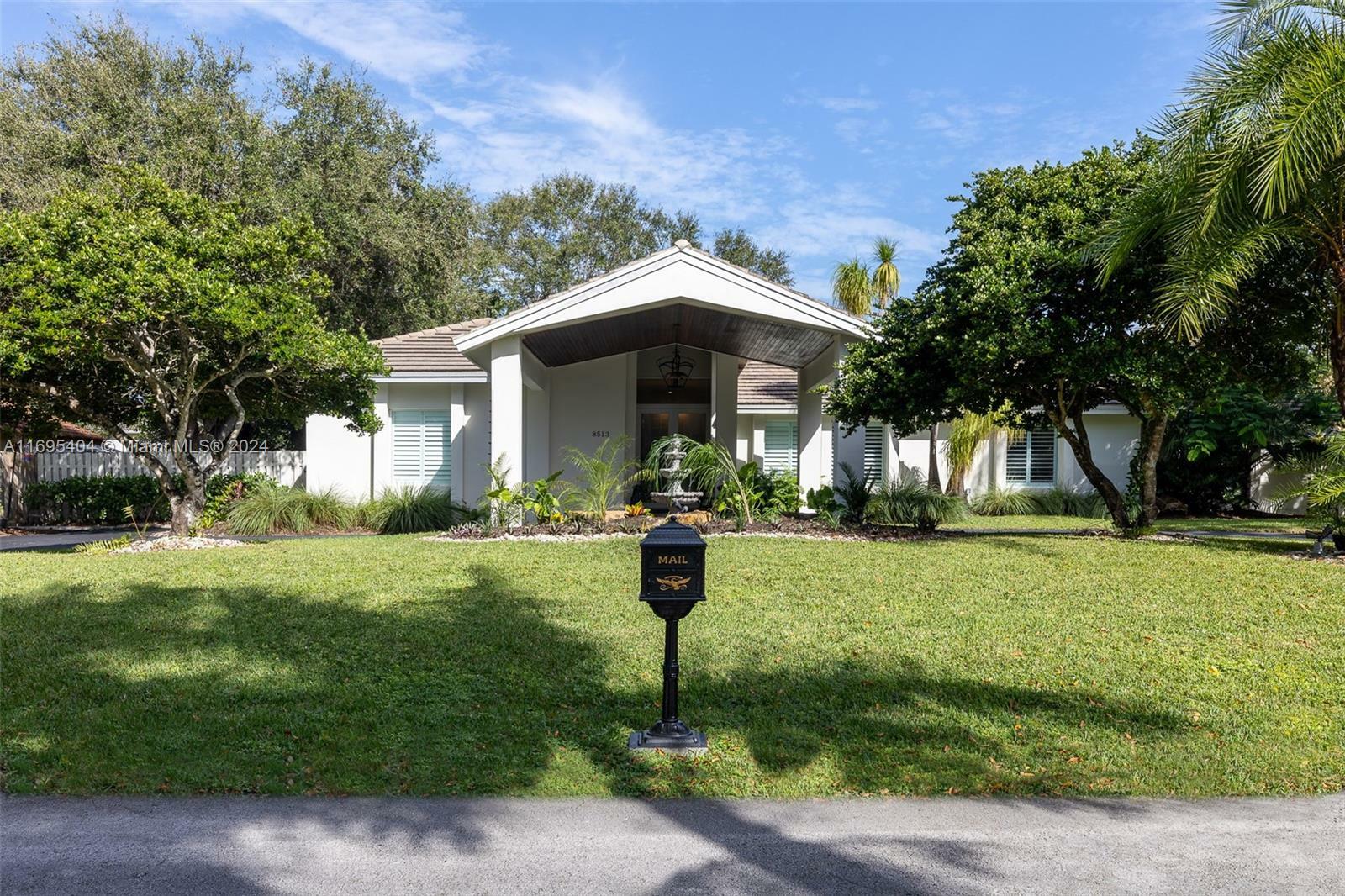 8513 SW 169th Ter  Palmetto Bay FL 33157 photo