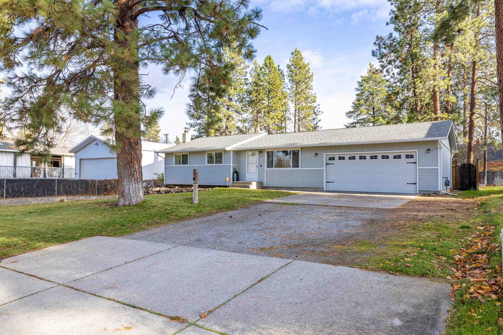 Property Photo: 1115 S Oberlin Rd WA 99206