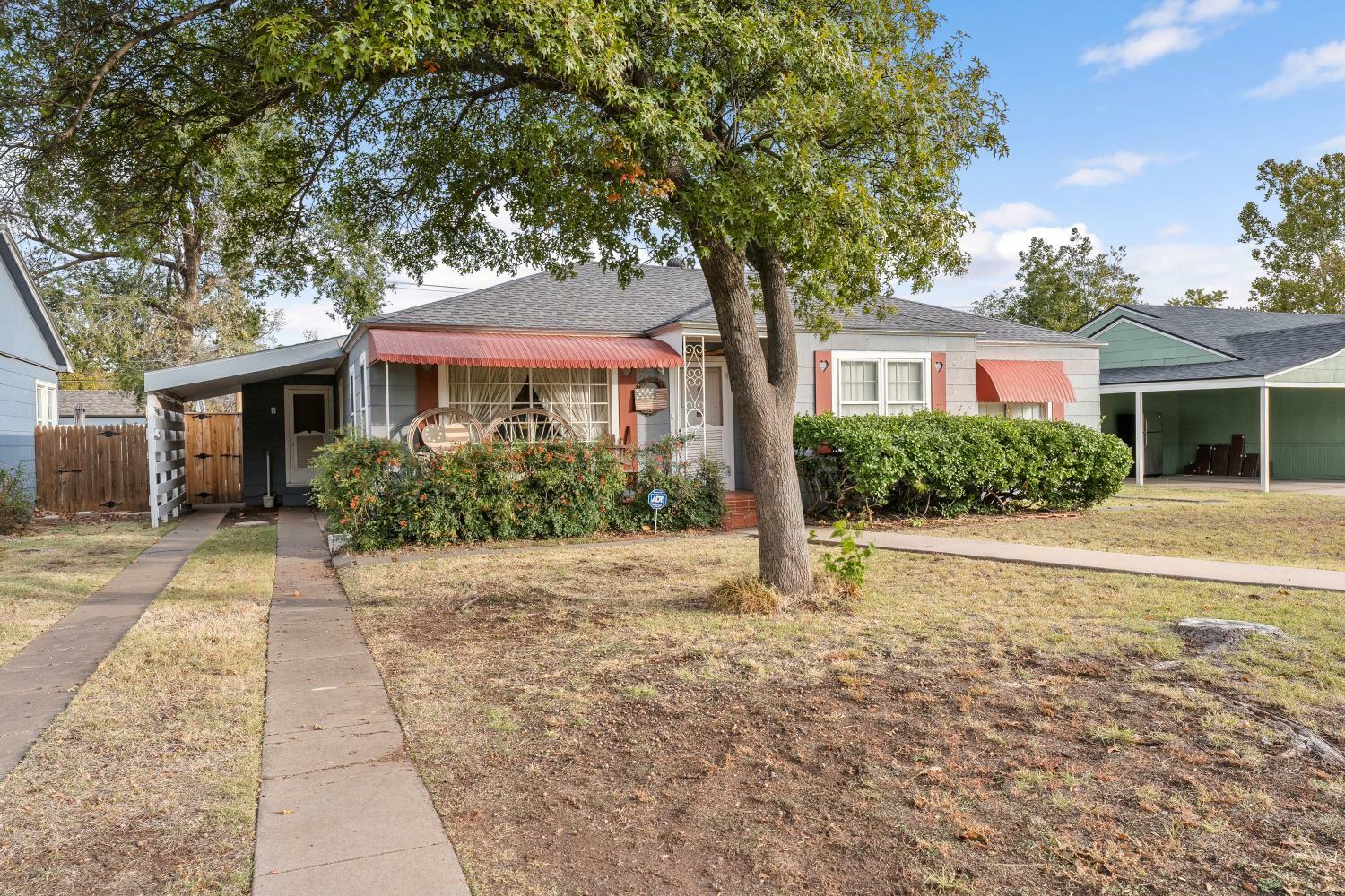 Property Photo: 2618 31st Street TX 79410