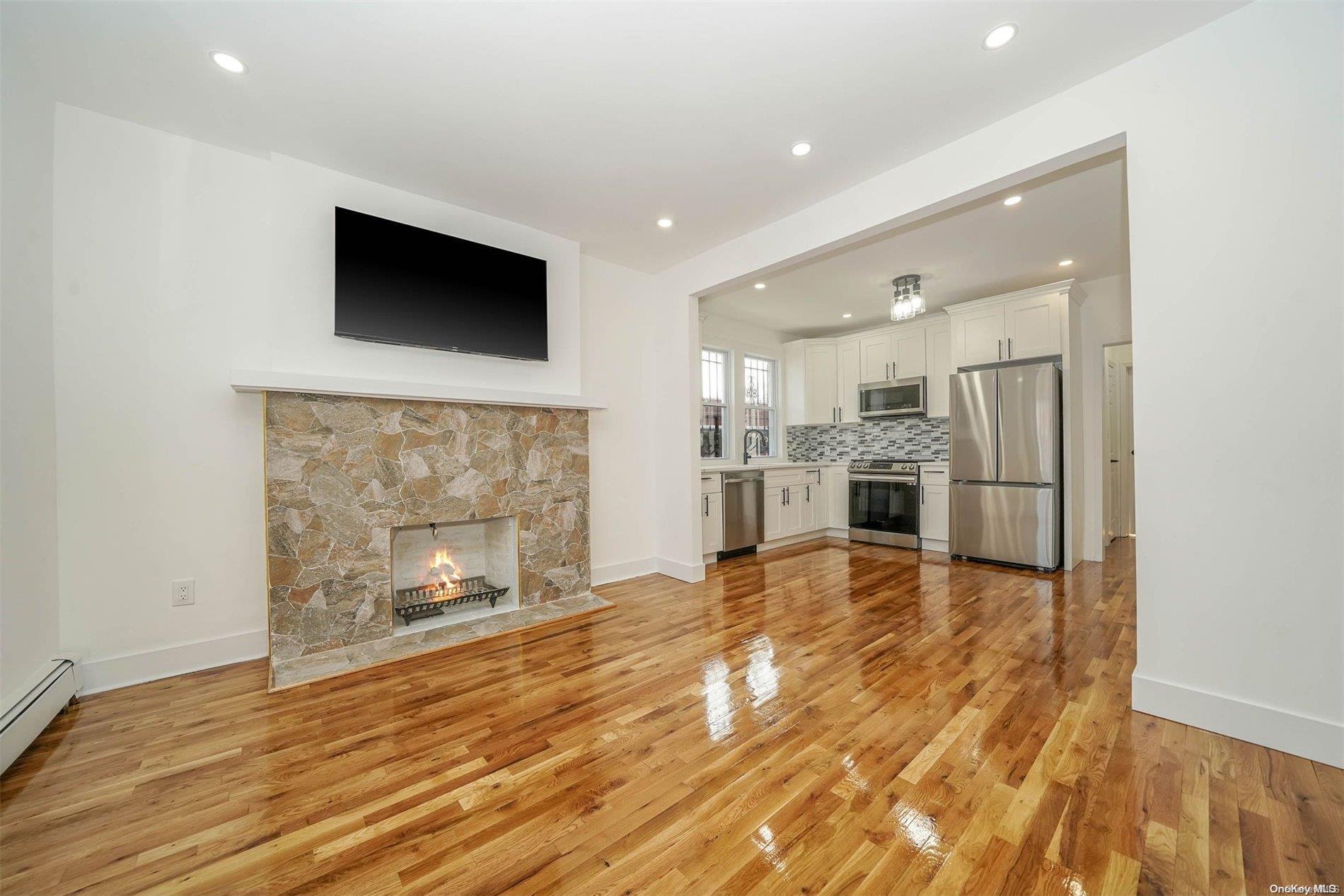Property Photo:  189-20 Liberty Avenue  NY 11412 