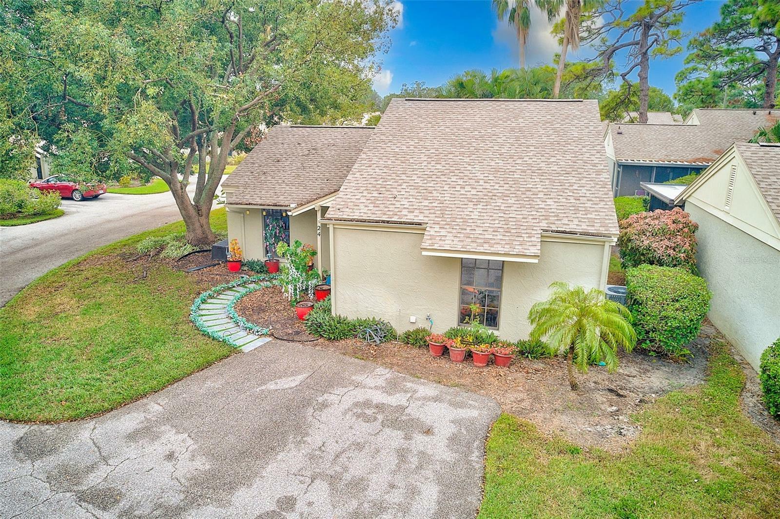 Property Photo:  24 Windrush Bay Drive  FL 34689 