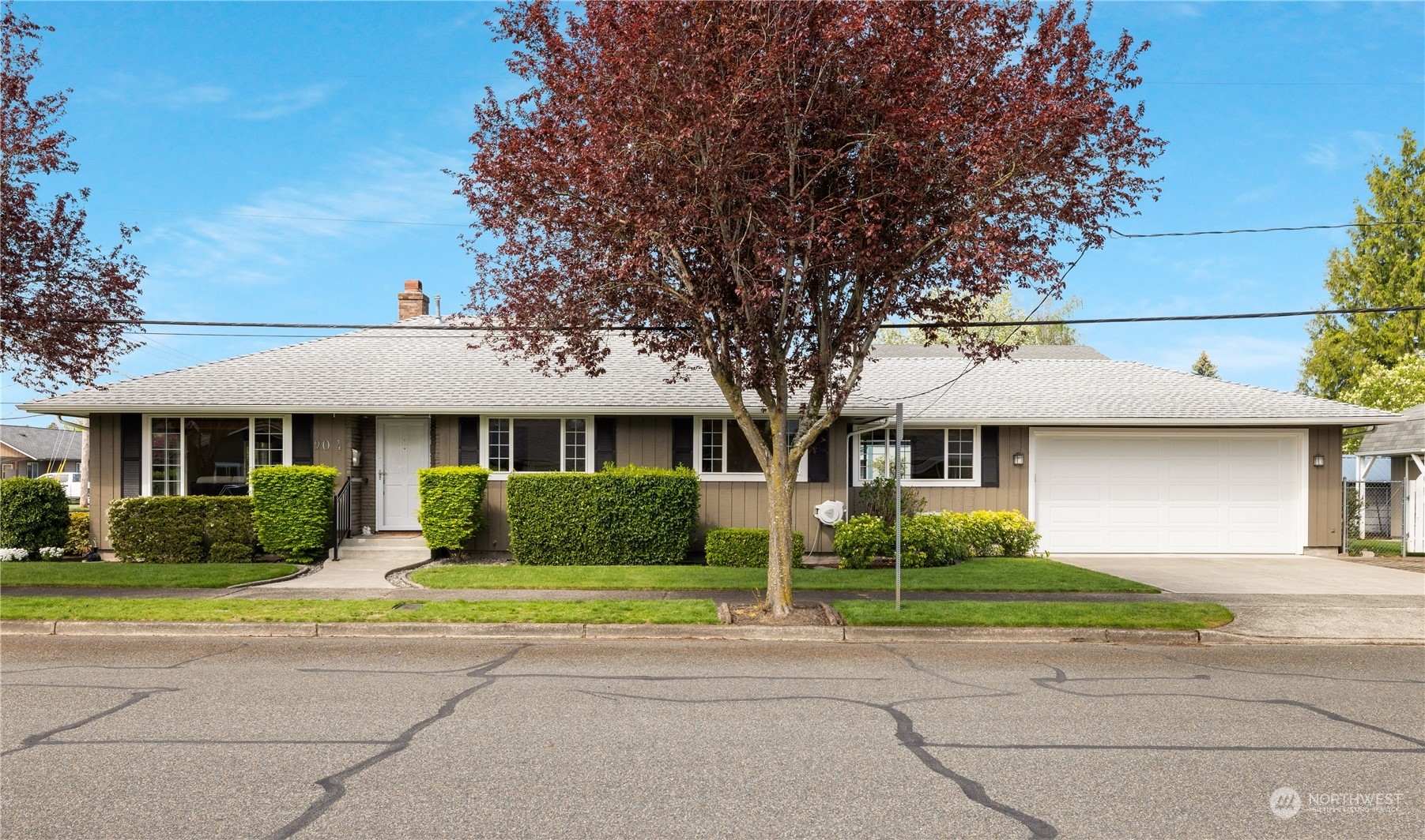 Property Photo: 904 Bonney Avenue WA 98390