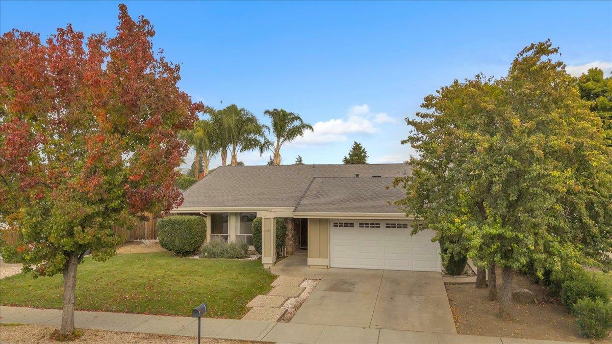 Property Photo:  7526 Laurel Drive  CA 95020 