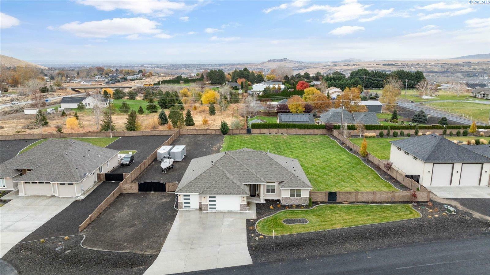 10807 Summit View Ct  Kennewick WA 99338 photo