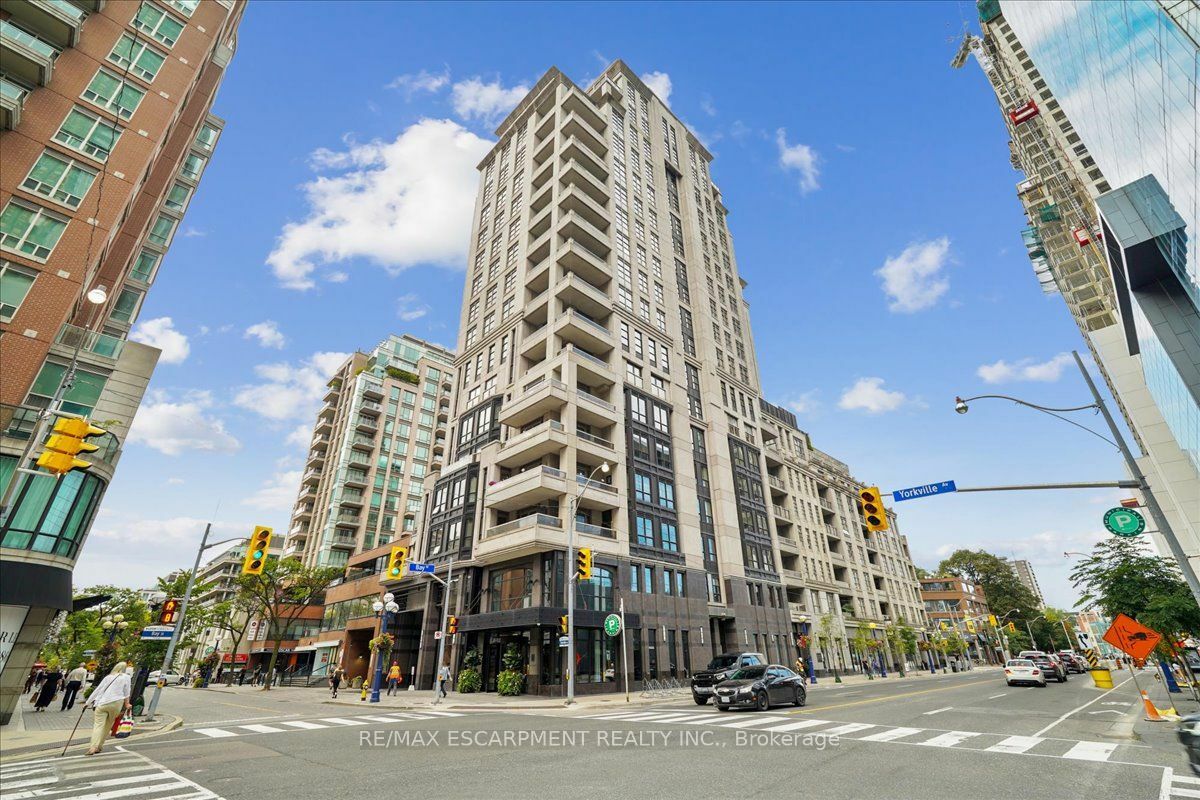 68 Yorkville Ave 304  Toronto ON M5R 3V7 photo