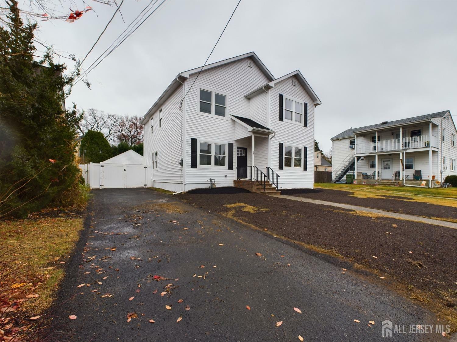 Property Photo:  34 Jefferson Avenue  NJ 08817 