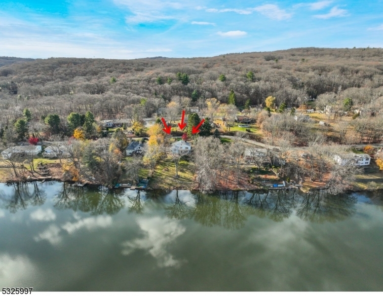 Property Photo:  30 Kitchell Lake Dr  NJ 07480 