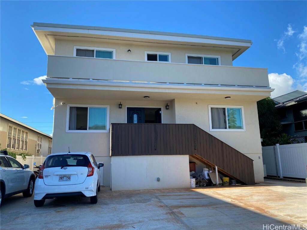 3214 Esther Street  Honolulu HI 96815 photo