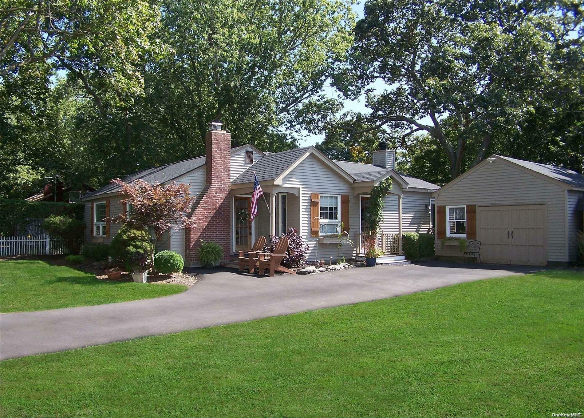 Property Photo:  10 Clover Lane  NY 11719 