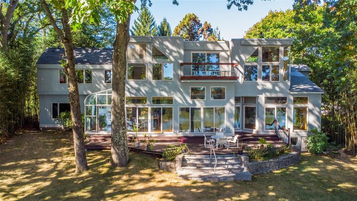 Property Photo: 629 Pinebrook Boulevard NY 10804