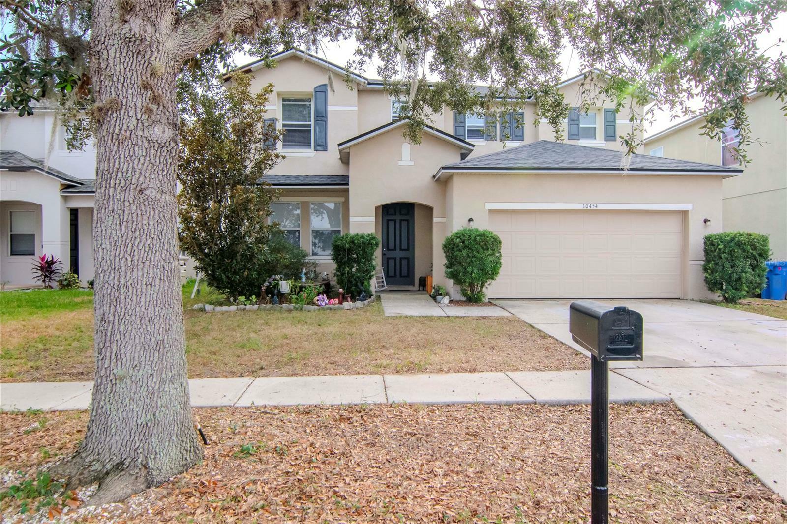 Property Photo:  10454 River Bream Drive  FL 33569 