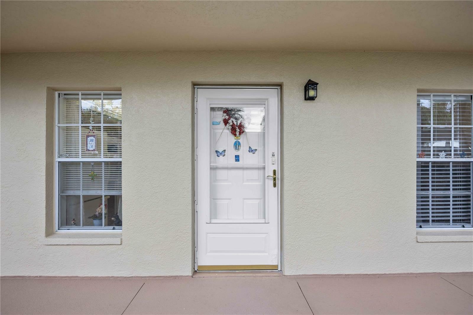 Property Photo:  818 Wexford Boulevard 818  FL 34293 